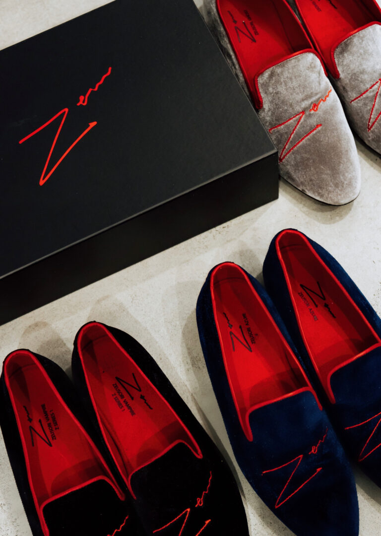 Three pairs of Zeusori velvet loafers and the packing box